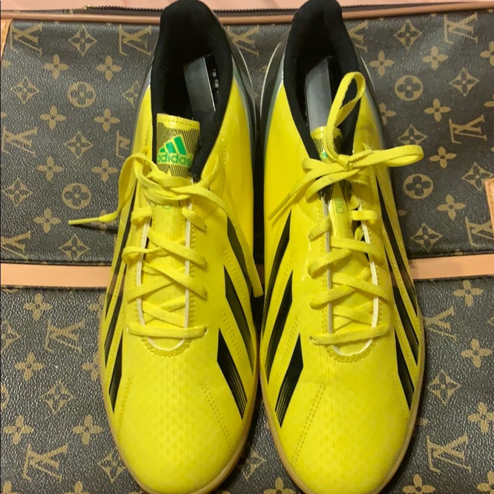 Adidas soccer style